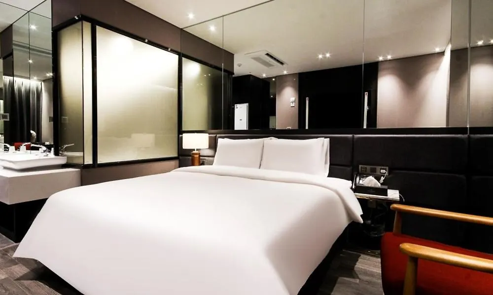 Busan Myeongji Ciel Ocean Hotel 3*,